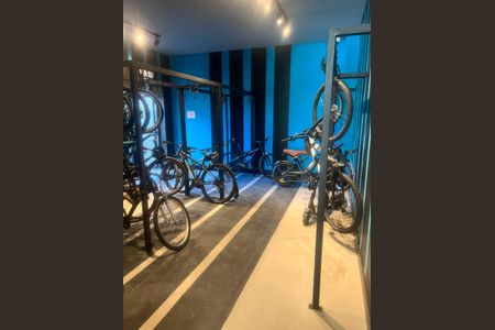 Apartamento para alugar com 30m², 2 quartos e 3 vagas Apartamento para alugar com 30m², 2 quartos e 3 vagasBicicletário