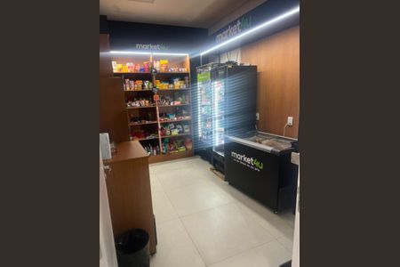 Apartamento para alugar com 30m², 2 quartos e 3 vagas Apartamento para alugar com 30m², 2 quartos e 3 vagasMinimercado