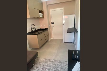 Apartamento para alugar com 30m², 2 quartos e 3 vagas Apartamento para alugar com 30m², 2 quartos e 3 vagasCozinha