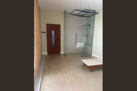Apartamento para alugar com 30m², 2 quartos e 3 vagas Apartamento para alugar com 30m², 2 quartos e 3 vagasBanheiro