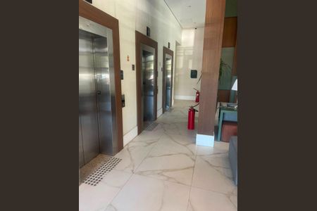 Apartamento para alugar com 30m², 2 quartos e 3 vagas Apartamento para alugar com 30m², 2 quartos e 3 vagasElevador