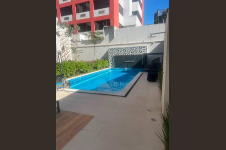 Apartamento para alugar com 30m², 2 quartos e 3 vagas Apartamento para alugar com 30m², 2 quartos e 3 vagasPiscina