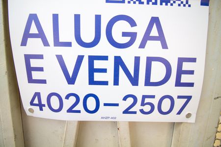 Casa para alugar com 216m², 3 quartos e 4 vagas Casa para alugar com 216m², 3 quartos e 4 vagasPlaquinha Instalada AHZP- 402
