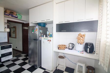 Casa para alugar com 216m², 3 quartos e 4 vagas Casa para alugar com 216m², 3 quartos e 4 vagasCozinha