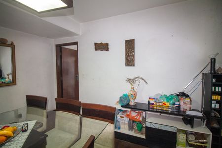 Casa para alugar com 216m², 3 quartos e 4 vagas Casa para alugar com 216m², 3 quartos e 4 vagasSala de Jantar