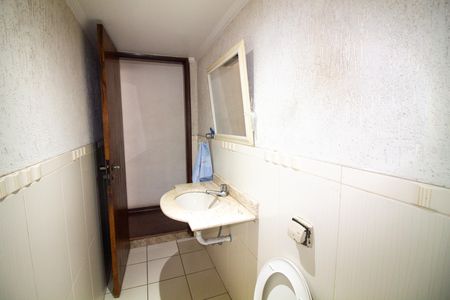 Casa para alugar com 216m², 3 quartos e 4 vagas Casa para alugar com 216m², 3 quartos e 4 vagasLavabo