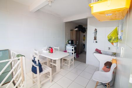Casa para alugar com 216m², 3 quartos e 4 vagas Casa para alugar com 216m², 3 quartos e 4 vagasÁrea de Serviço