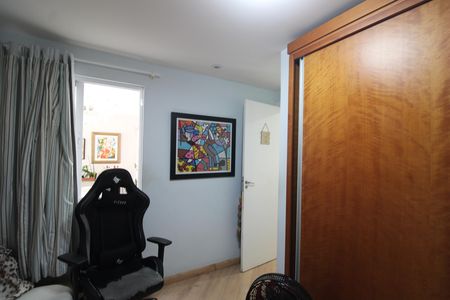Casa de condomínio à venda com 250m², 3 quartos e 1 vagaQuarto 2