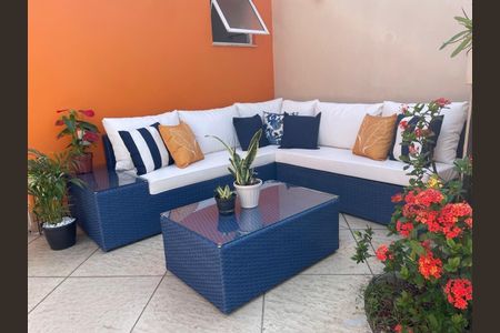 Casa de condomínio à venda com 250m², 3 quartos e 1 vaga Casa de condomínio à venda com 250m², 3 quartos e 1 vagaQuintal