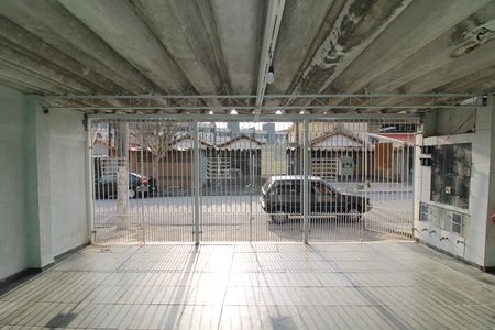 Garagem de casa para alugar com 2 quartos, 73m² em Parque Panamericano, São Paulo