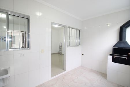 Casa para alugar com 73m², 2 quartos e 1 vagaÁrea de Serviço