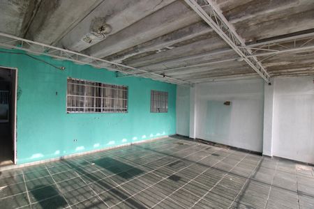 Garagem de casa para alugar com 2 quartos, 73m² em Parque Panamericano, São Paulo