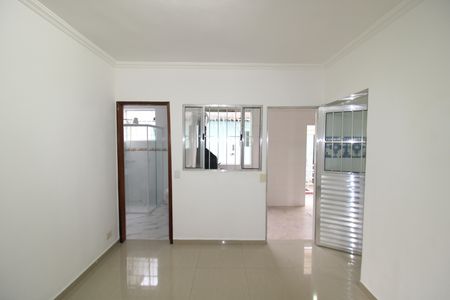 Sala de casa para alugar com 2 quartos, 73m² em Parque Panamericano, São Paulo