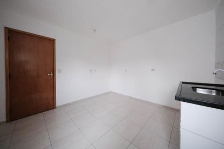 Sala/Cozinha de apartamento para alugar com 1 quarto, 33m² em Vila Nhocuné, São Paulo
