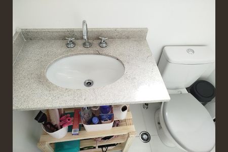 Banheiro de kitnet/studio para alugar com 1 quarto, 27m² em Vila Matilde, São Paulo