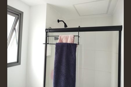 Banheiro de kitnet/studio para alugar com 1 quarto, 27m² em Vila Matilde, São Paulo
