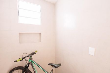 Banheiro de kitnet/studio para alugar com 1 quarto, 25m² em Areão, Taubaté