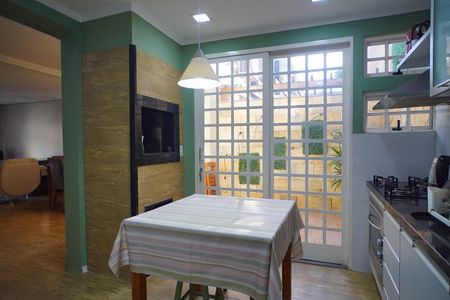 Casa de condomínio à venda com 119m², 2 quartos e 1 vaga Casa de condomínio à venda com 119m², 2 quartos e 1 vagaCozinha
