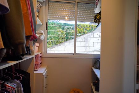 Casa de condomínio à venda com 119m², 2 quartos e 1 vaga Casa de condomínio à venda com 119m², 2 quartos e 1 vagaCloset