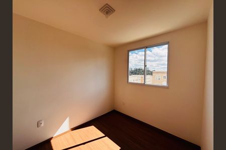 Quarto de apartamento para alugar com 2 quartos, 49m² em Chácara Estela, Barueri