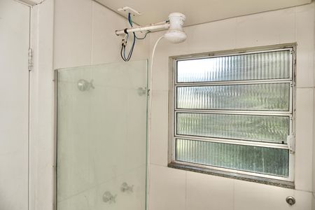 Banheiro da Suíte de kitnet/studio para alugar com 1 quarto, 42m² em São Francisco, Belo Horizonte