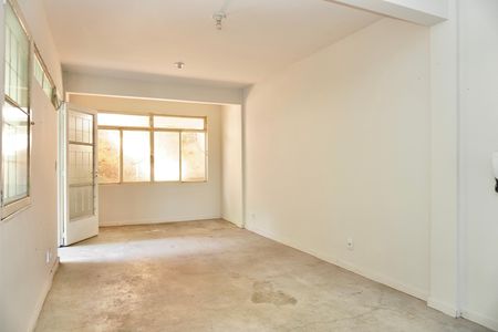 Studio para alugar com 42m², 1 quarto e sem vaga Studio para alugar com 42m², 1 quarto e sem vagaSala e Cozinha