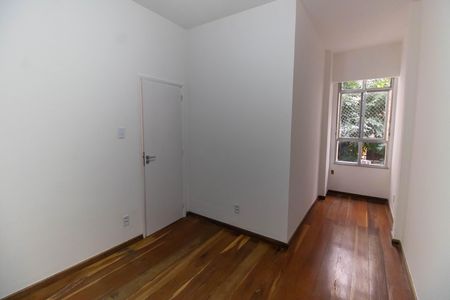 Apartamento para alugar com 100m², 3 quartos e 1 vaga Apartamento para alugar com 100m², 3 quartos e 1 vagaQuarto 2