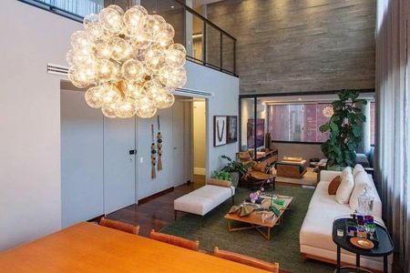 Apartamento à venda com 3 quartos, 330m² em Itaim Bibi, São Paulo
