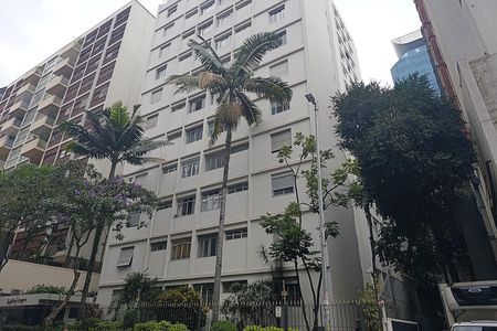 Fachada de kitnet/studio para alugar com 1 quarto, 56m² em Cerqueira César, São Paulo