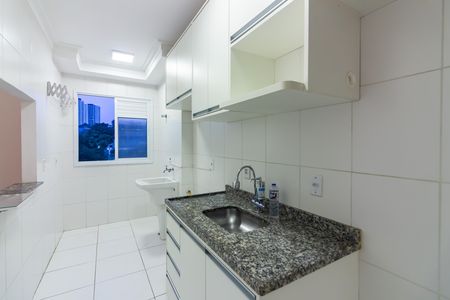 Cozinha de apartamento para alugar com 2 quartos, 51m² em Jaguaribe, Osasco