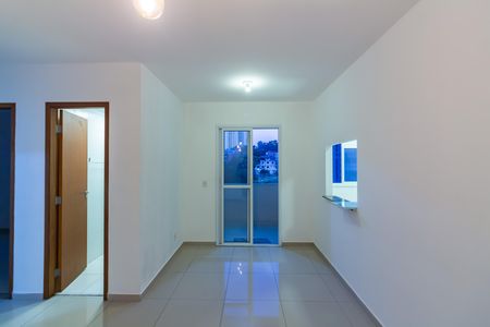 Sala  de apartamento para alugar com 2 quartos, 51m² em Jaguaribe, Osasco