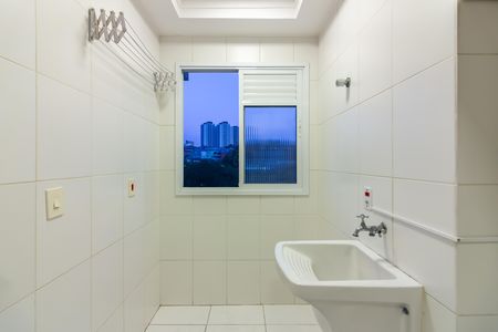 Área de Serviço de apartamento para alugar com 2 quartos, 51m² em Jaguaribe, Osasco