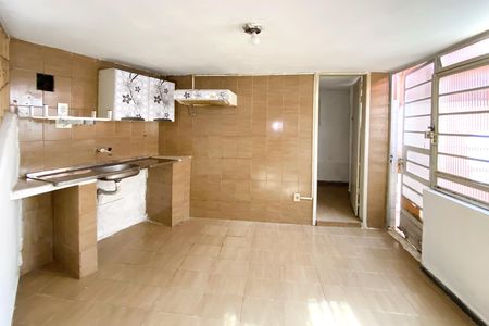 Cozinha de casa para alugar com 1 quarto, 45m² em Prado, Belo Horizonte