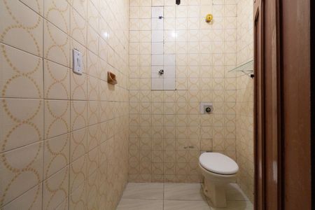 Banheiro de casa para alugar com 2 quartos, 70m² em Jardim Boa Vista (zona Oeste), São Paulo