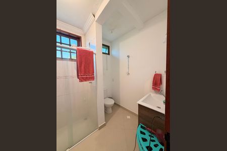 Casa à venda com 100m², 2 quartos e 4 vagasBanheiro da Suíte