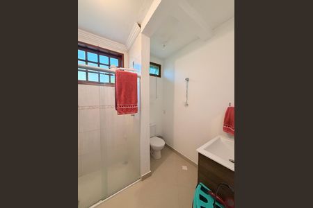 Casa à venda com 100m², 2 quartos e 4 vagasBanheiro da Suíte