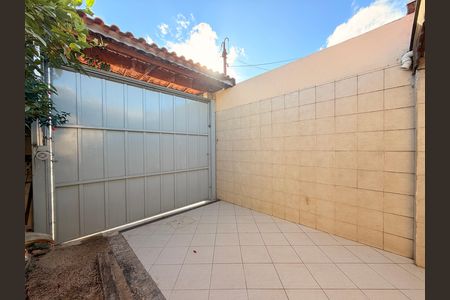 Garagem e Jardim de casa à venda com 2 quartos, 100m² em Jardim Bonfiglioli, Jundiaí
