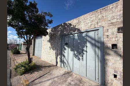 Fachada de casa à venda com 2 quartos, 100m² em Jardim Bonfiglioli, Jundiaí