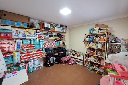 Casa à venda com 224m², 5 quartos e 3 vagas Casa à venda com 224m², 5 quartos e 3 vagasDespensa