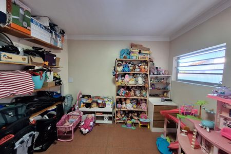 Casa à venda com 224m², 5 quartos e 3 vagas Casa à venda com 224m², 5 quartos e 3 vagasDespensa