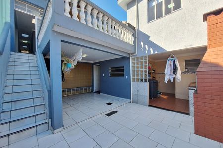 Casa à venda com 224m², 5 quartos e 3 vagas Casa à venda com 224m², 5 quartos e 3 vagasÁrea gourmet