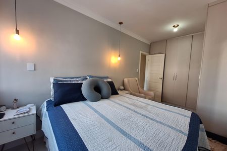 Casa à venda com 224m², 5 quartos e 3 vagas Casa à venda com 224m², 5 quartos e 3 vagasSuíte