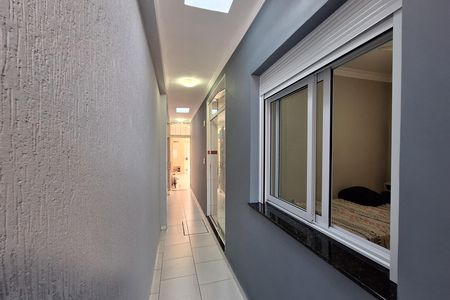 Casa à venda com 224m², 5 quartos e 3 vagas Casa à venda com 224m², 5 quartos e 3 vagasCorredor