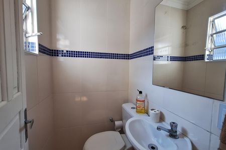 Casa à venda com 224m², 5 quartos e 3 vagas Casa à venda com 224m², 5 quartos e 3 vagas Banheiro Edícula