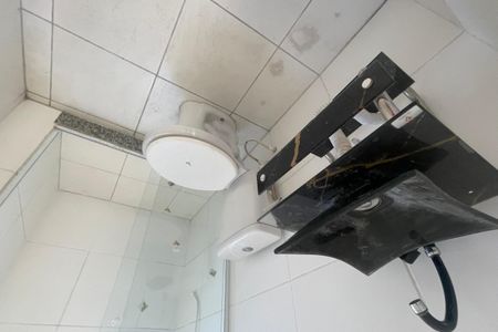 Apartamento para alugar com 70m², 2 quartos e 1 vaga Apartamento para alugar com 70m², 2 quartos e 1 vagaBanheiro
