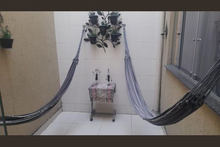 Varanda de casa à venda com 3 quartos, 110m² em Parque Xangri-lá, Contagem