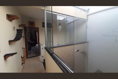 Varanda de casa à venda com 3 quartos, 110m² em Parque Xangri-lá, Contagem