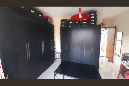 Casa à venda com 110m², 3 quartos e 2 vagas Casa à venda com 110m², 3 quartos e 2 vagasQuarto 2