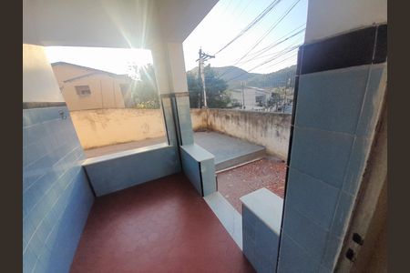 Casa de condomínio para alugar com 360m², 3 quartos e 2 vagas