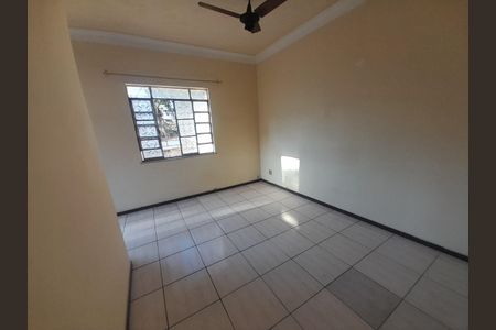 Casa de condomínio para alugar com 360m², 3 quartos e 2 vagas